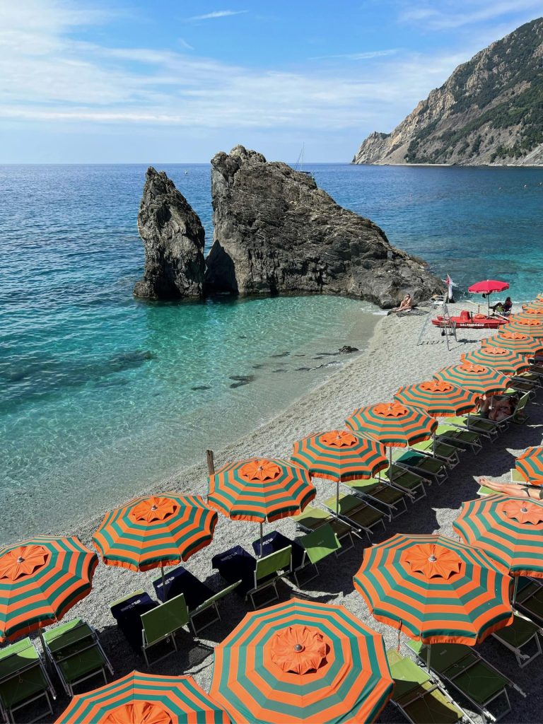 italy-beach-calabria-your-italian-travel-guide