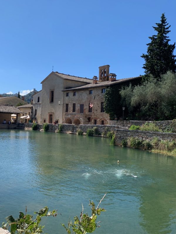 Italy-Tuscany-bagno-vignoni