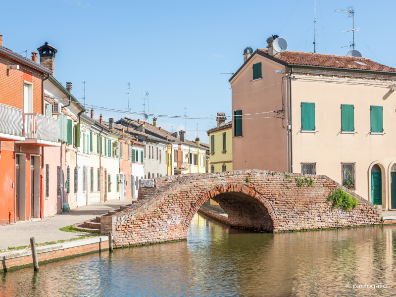 Italy-emilia-romagna-comacchio​-your-italian-travel-guide